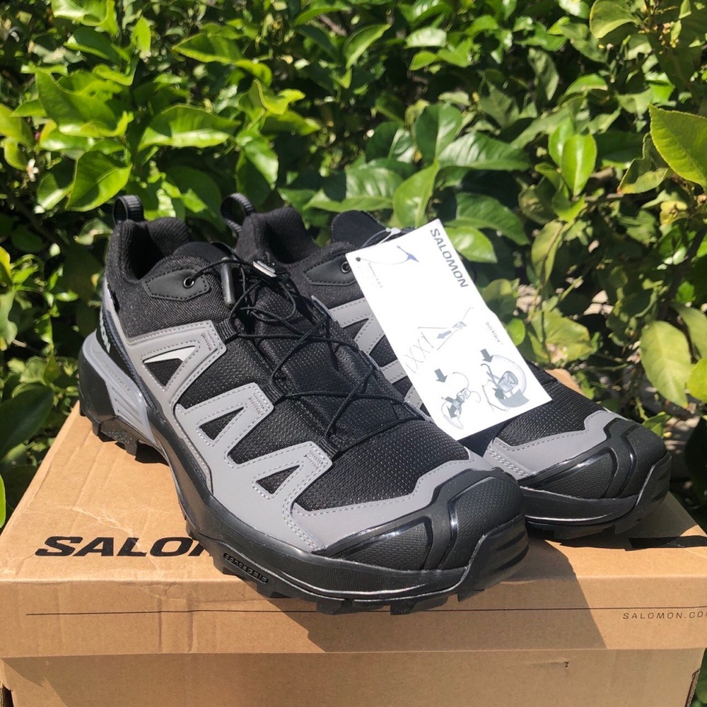 Salomon Men's Black and Gray Trail Running Walking Shoes New with Tags